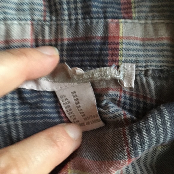 Long Plaid Flannel Split Hem Sleeveless Button Up - Picture 3 of 4